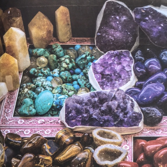 Book- Crystals Your Personal Guide - Picture 5 of 6